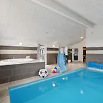 5 Star In Spøttrup